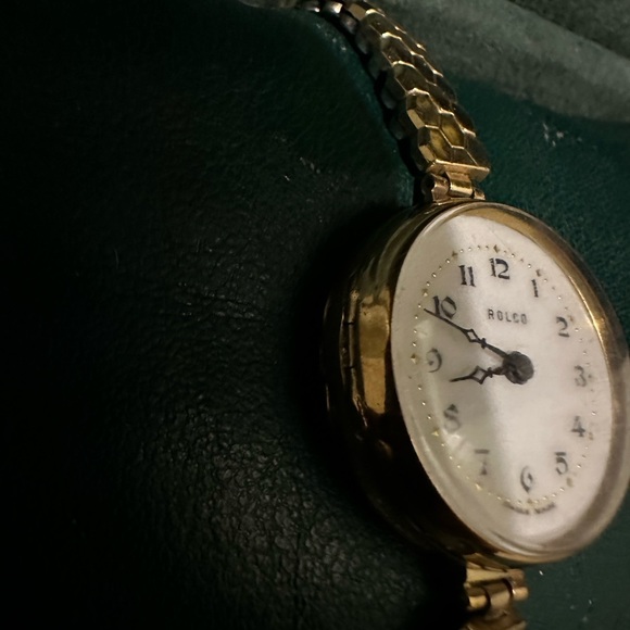 Rolex Rolco Ladies Solid Gold - Picture 5 of 9